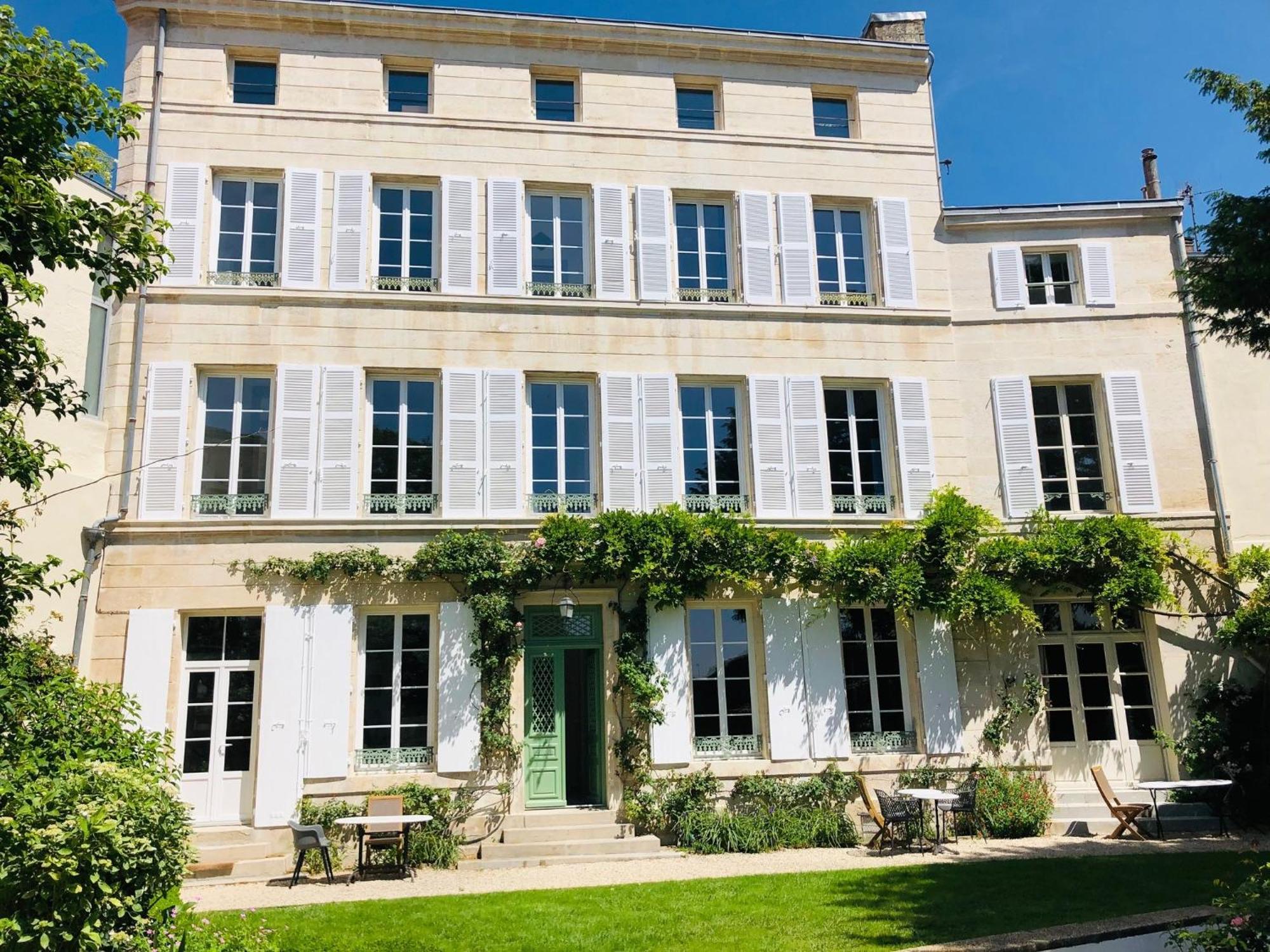 L'Hotel Particulier Du 12 Niort Extérieur photo